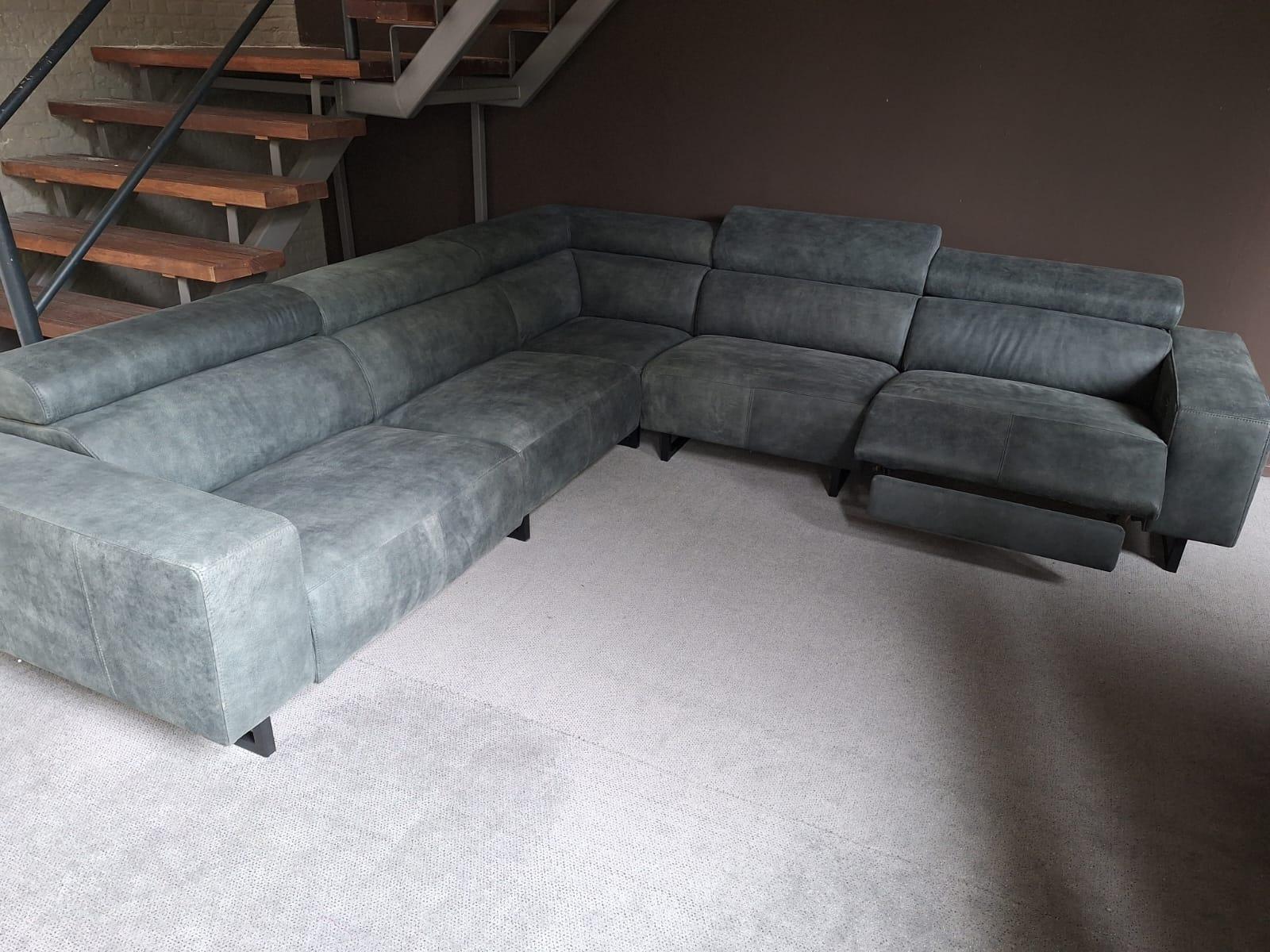 Grote hoekzetel met 2x electrische relax view 3