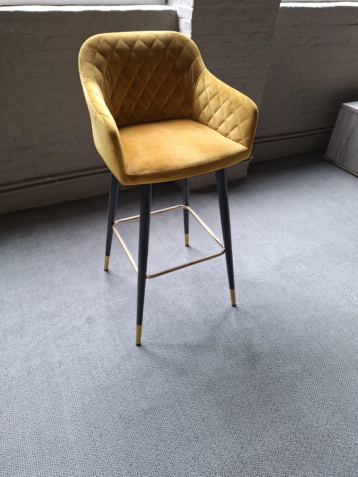 Set van 4 barstoelen