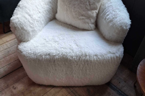 Bijzetzetel Teddy wit