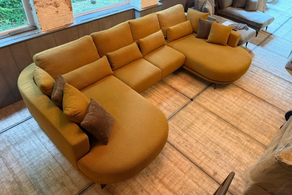 Royale zithoek met 2 longchairs
